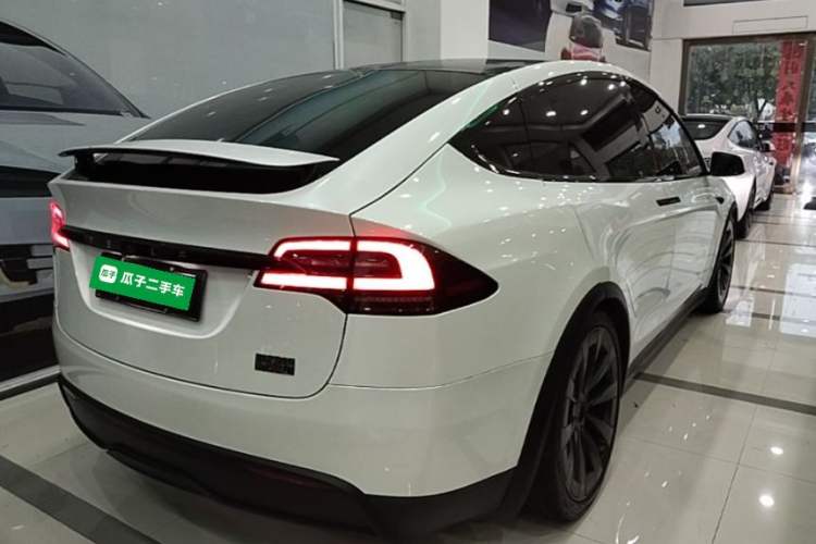 Used Tesla Model X 2023 Three-Motor All-Wheel-Drive Plaid Version Rear Right 45 Deg