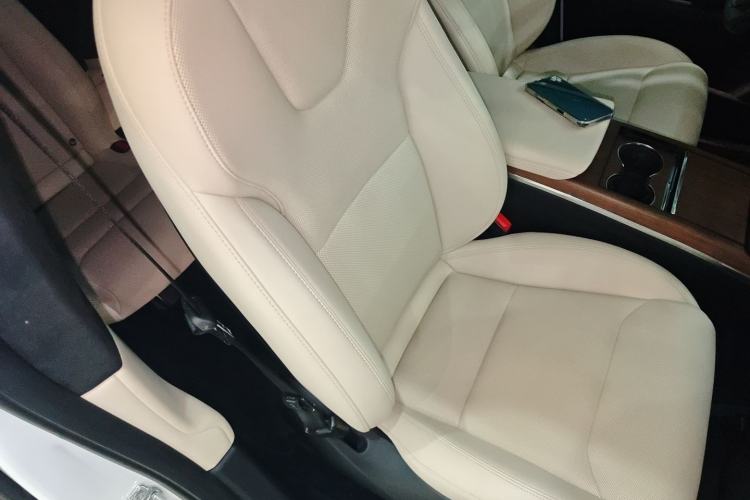 Used Tesla Model X 2023 Dual-Motor All-Wheel-Drive Version Right Front Seat