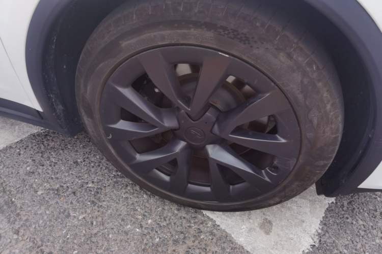 Used Tesla Model X 2023 Dual-Motor All-Wheel-Drive Version Right Front Wheel Hub