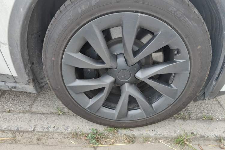 Used Tesla Model X 2023 Dual-Motor All-Wheel-Drive Version Right Front Wheel Hub