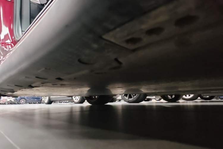 Used Tesla Model X 2023 Dual-Motor All-Wheel-Drive Version Right Side Sill