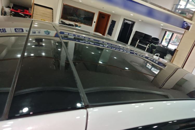 Used Tesla Model X 2023 Dual-Motor All-Wheel-Drive Version Roof