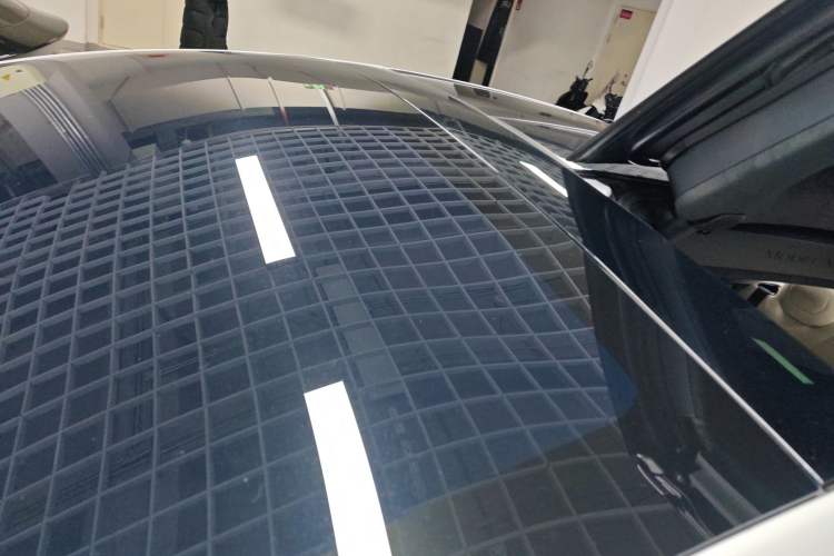 Used Tesla Model X 2023 Dual-Motor All-Wheel-Drive Version Roof