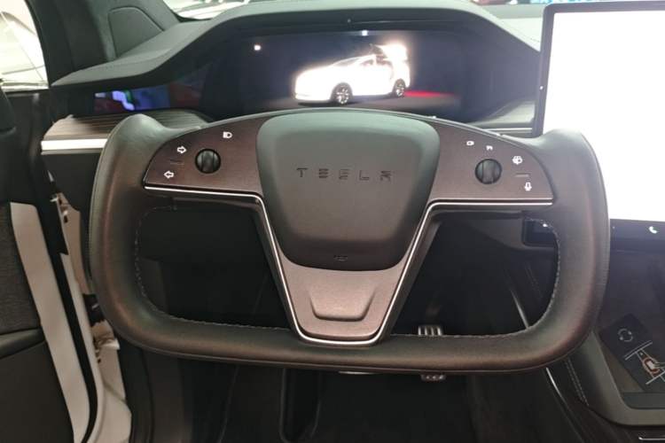 Used Tesla Model X 2023 Dual-Motor All-Wheel-Drive Version Steering Wheel