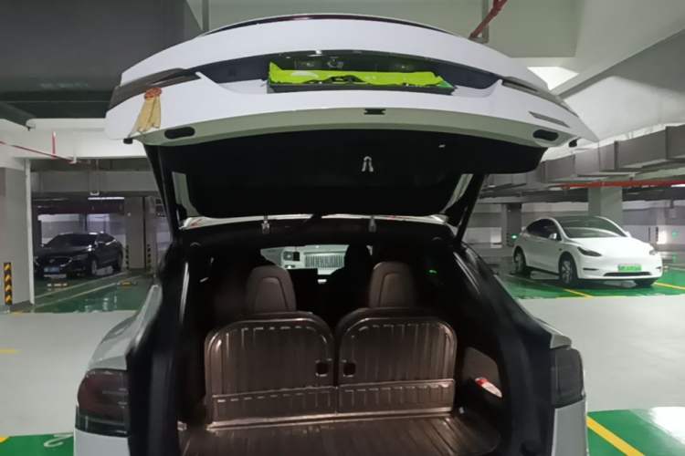 Used Tesla Model X 2023 Three-Motor All-Wheel-Drive Plaid Version Trunk
