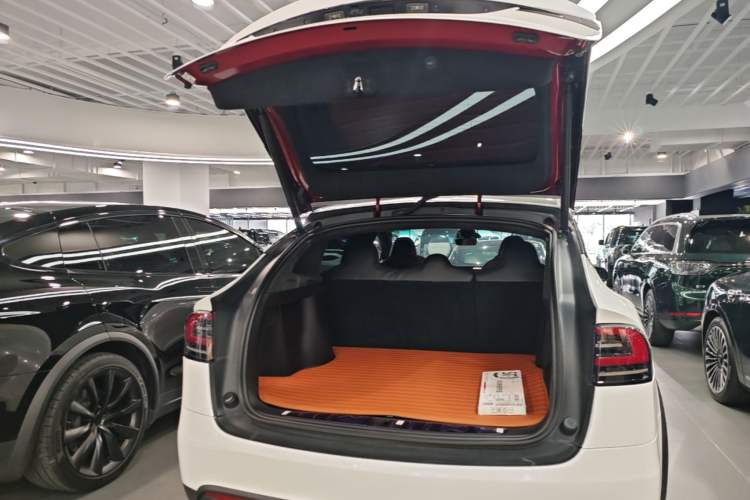 Used Tesla Model X 2023 Dual-Motor All-Wheel-Drive Version Trunk