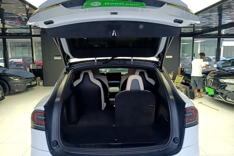 Used Tesla Model X 2023 Dual-Motor All-Wheel-Drive Version Trunk