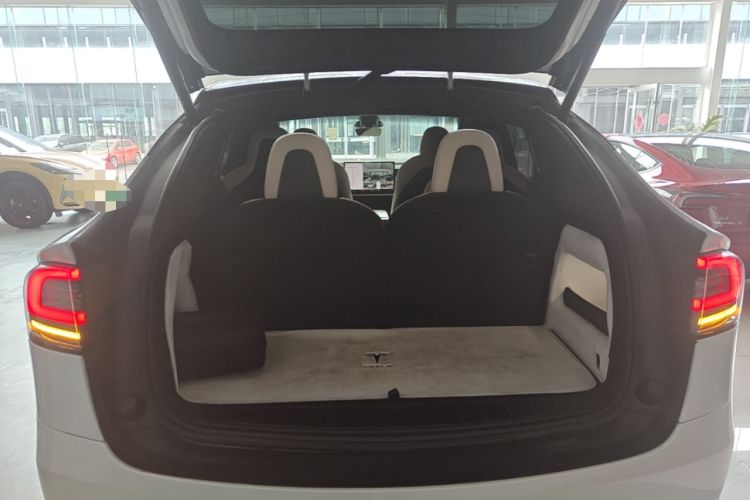 Used Tesla Model X 2023 Three-Motor All-Wheel-Drive Plaid Version Trunk