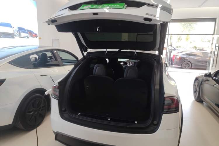 Used Tesla Model X 2023 Three-Motor All-Wheel-Drive Plaid Version Trunk