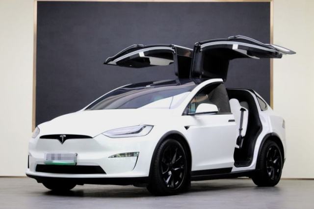 Used Tesla Model X 2023 Dual-Motor All-Wheel-Drive Version