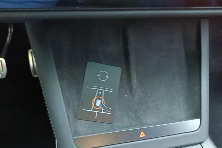 Used Tesla Model X 2023 Three-Motor All-Wheel-Drive Plaid Version Vehicle Key