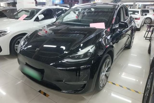 Used Tesla Model Y 2021 Long-Range All-Wheel-Drive Version 3D7