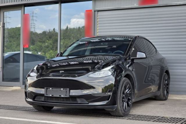 Used Tesla Model Y 2021 Standard Range Rear-Wheel Drive Version