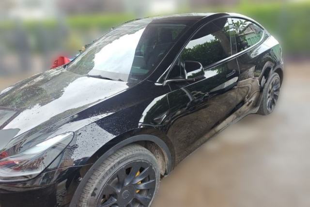 Used Tesla Model Y 2021 Long-Range All-Wheel-Drive Version 3D7