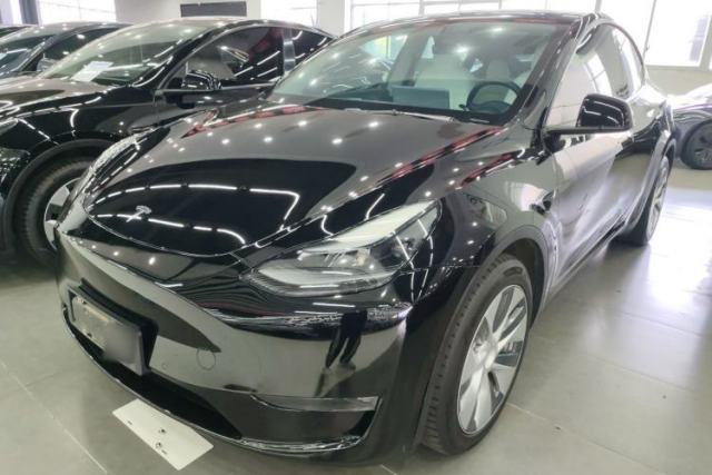 Used Tesla Model Y 2021 Long-Range All-Wheel-Drive Version 3D7