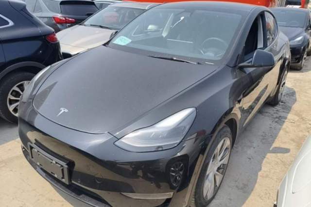 Used Tesla Model Y 2021 Standard Range Rear-Wheel Drive Version