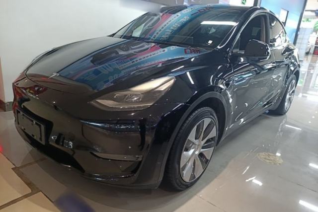 Used Tesla Model Y 2021 Standard Range Rear-Wheel Drive Version