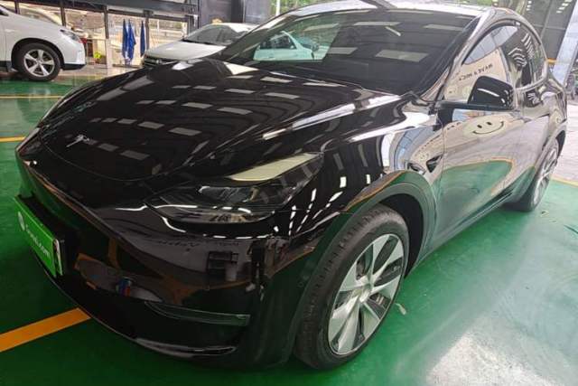 Used Tesla Model Y 2021 Standard Range Rear-Wheel Drive Version