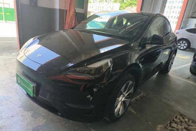 Used Tesla Model Y 2021 Long-Range All-Wheel-Drive Version