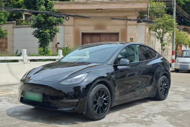 Tesla Model Y 2021 Standard Range Rear-Wheel Drive Version de segunda mano