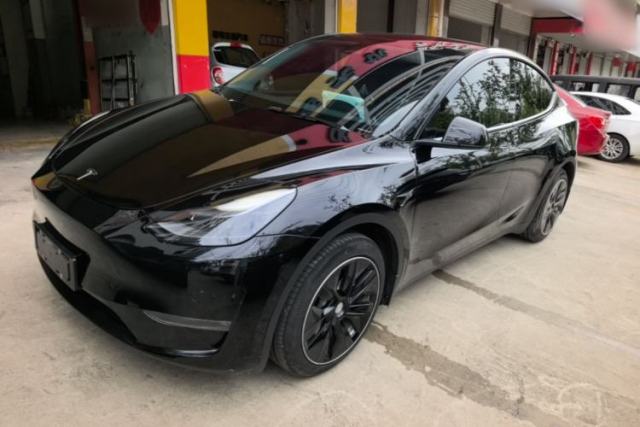 Used Tesla Model Y 2021 Standard Range Rear-Wheel Drive Version