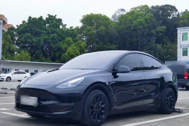 Used Tesla Model Y 2021 Standard Range Rear-Wheel Drive Version