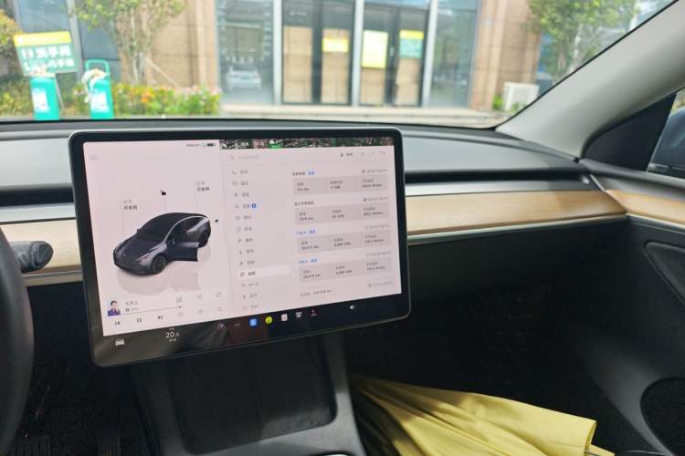 Used Tesla Model Y 2021 Long-Range All-Wheel-Drive Version 3D7 Audio And AC Panel