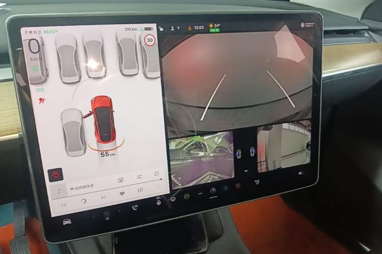 Used Tesla Model Y 2021 Standard Range Rear-Wheel Drive Version Audio And AC Panel