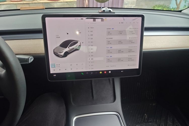 Used Tesla Model Y 2021 Long-Range All-Wheel-Drive Version 3D7 Audio And AC Panel