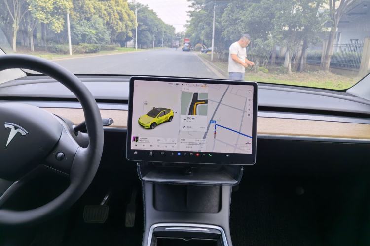 Used Tesla Model Y 2021 Long-Range All-Wheel-Drive Version Audio And AC Panel
