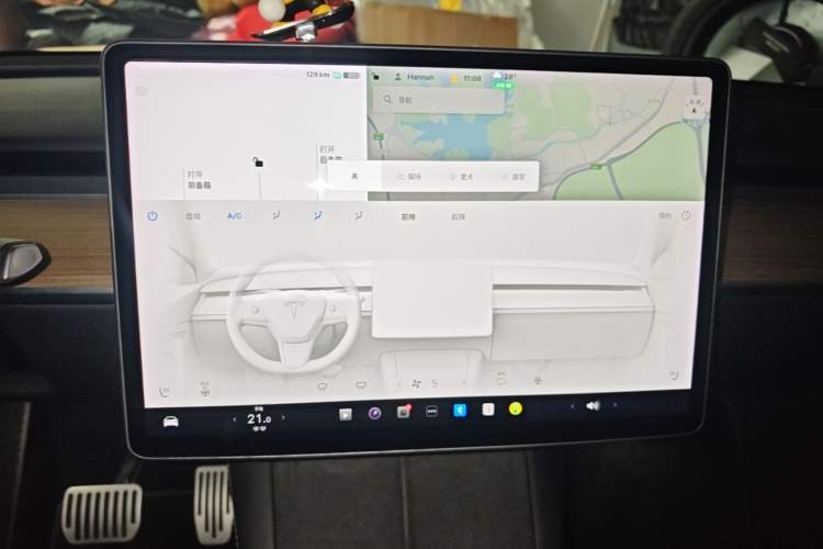 Used Tesla Model Y 2021 Standard Range Rear-Wheel Drive Version Audio And AC Panel