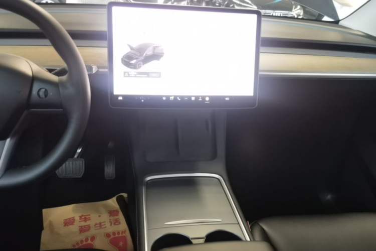 Used Tesla Model Y 2021 Standard Range Rear-Wheel Drive Version Audio And AC Panel