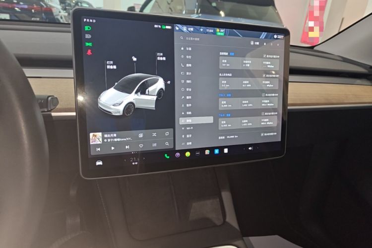 Used Tesla Model Y 2021 Standard Range Rear-Wheel Drive Version Audio And AC Panel