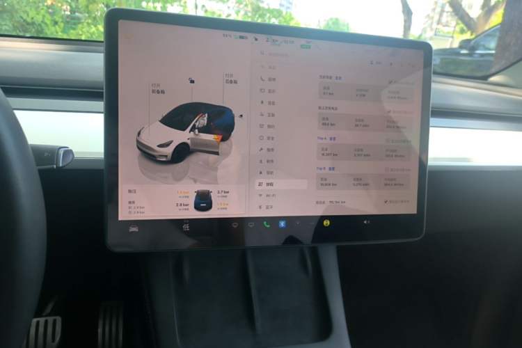 Used Tesla Model Y 2021 Performance High-Performance All-Wheel-Drive Version Audio And AC Panel
