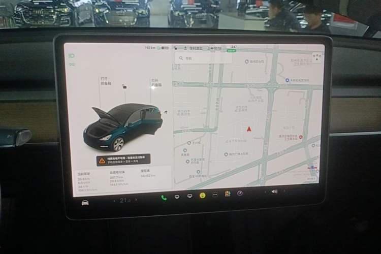 Used Tesla Model Y 2021 Standard Range Rear-Wheel Drive Version Audio And AC Panel