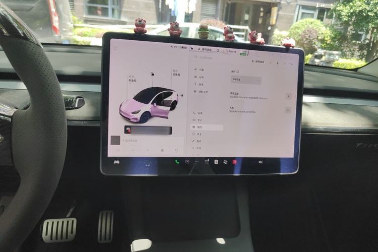 Used Tesla Model Y 2021 Standard Range Rear-Wheel Drive Version Audio And AC Panel