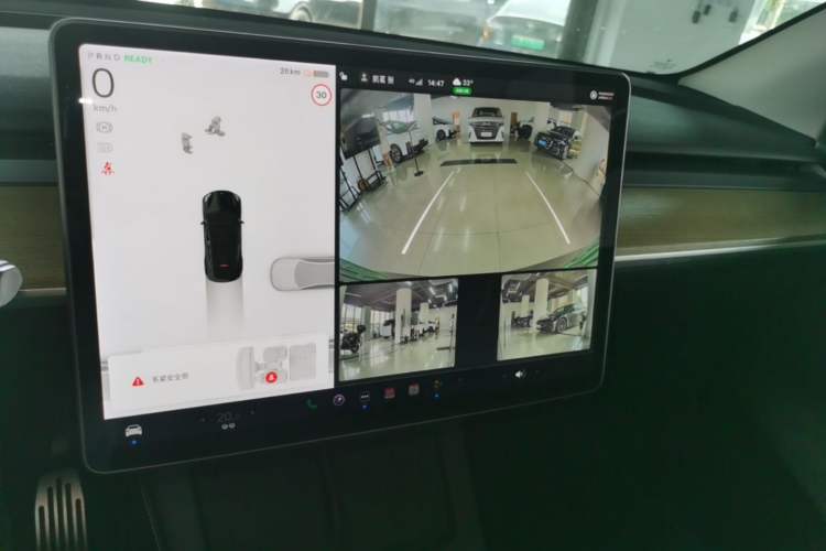 Used Tesla Model Y 2021 Standard Range Rear-Wheel Drive Version Audio And AC Panel