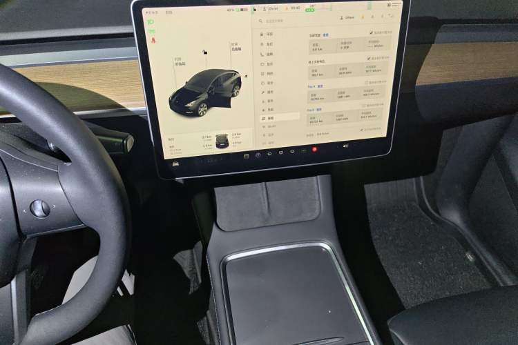 Used Tesla Model Y 2021 Long-Range All-Wheel-Drive Version 3D7 Audio And AC Panel