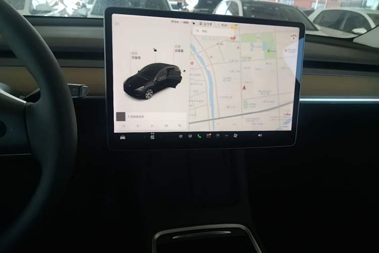 Used Tesla Model Y 2021 Standard Range Rear-Wheel Drive Version Audio And AC Panel