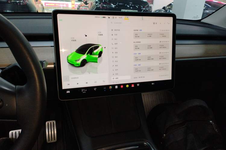 Used Tesla Model Y 2021 Performance High-Performance All-Wheel-Drive Version Audio And AC Panel