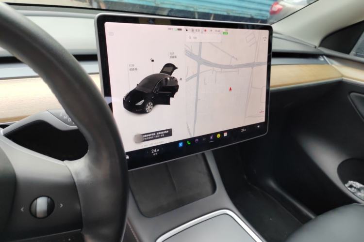 Used Tesla Model Y 2021 Long-Range All-Wheel-Drive Version 3D7 Audio And AC Panel
