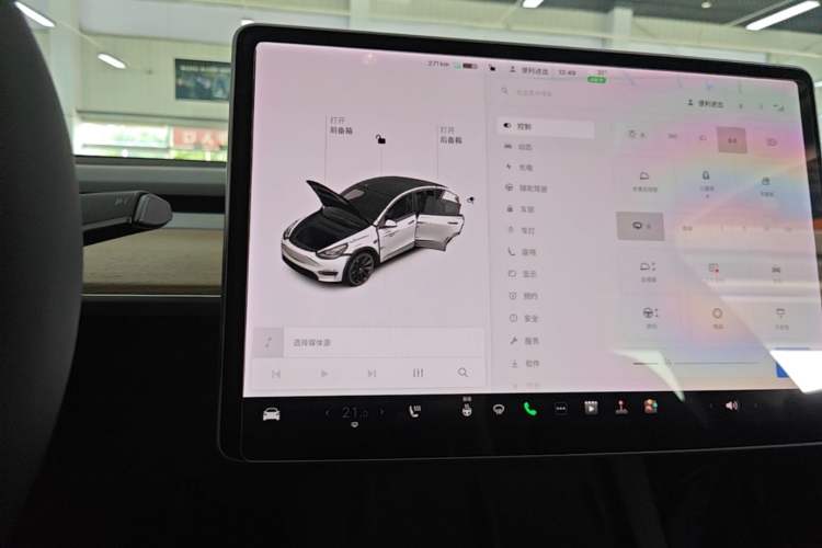 Used Tesla Model Y 2021 Standard Range Rear-Wheel Drive Version Audio And AC Panel