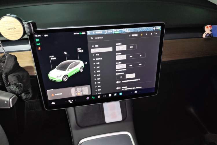 Used Tesla Model Y 2021 Standard Range Rear-Wheel Drive Version Audio And AC Panel