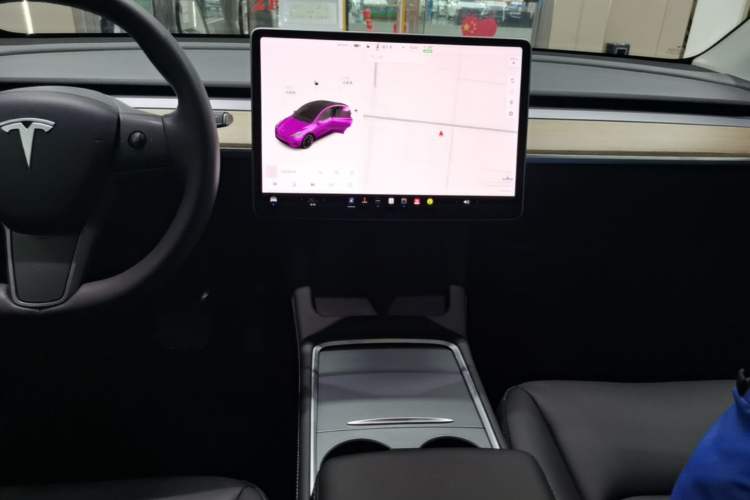 Used Tesla Model Y 2021 Standard Range Rear-Wheel Drive Version Audio And AC Panel