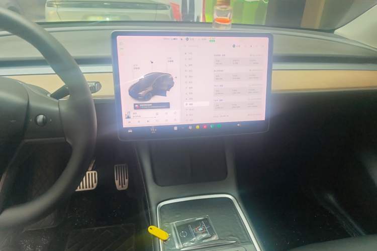 Used Tesla Model Y 2021 Standard Range Rear-Wheel Drive Version Audio And AC Panel