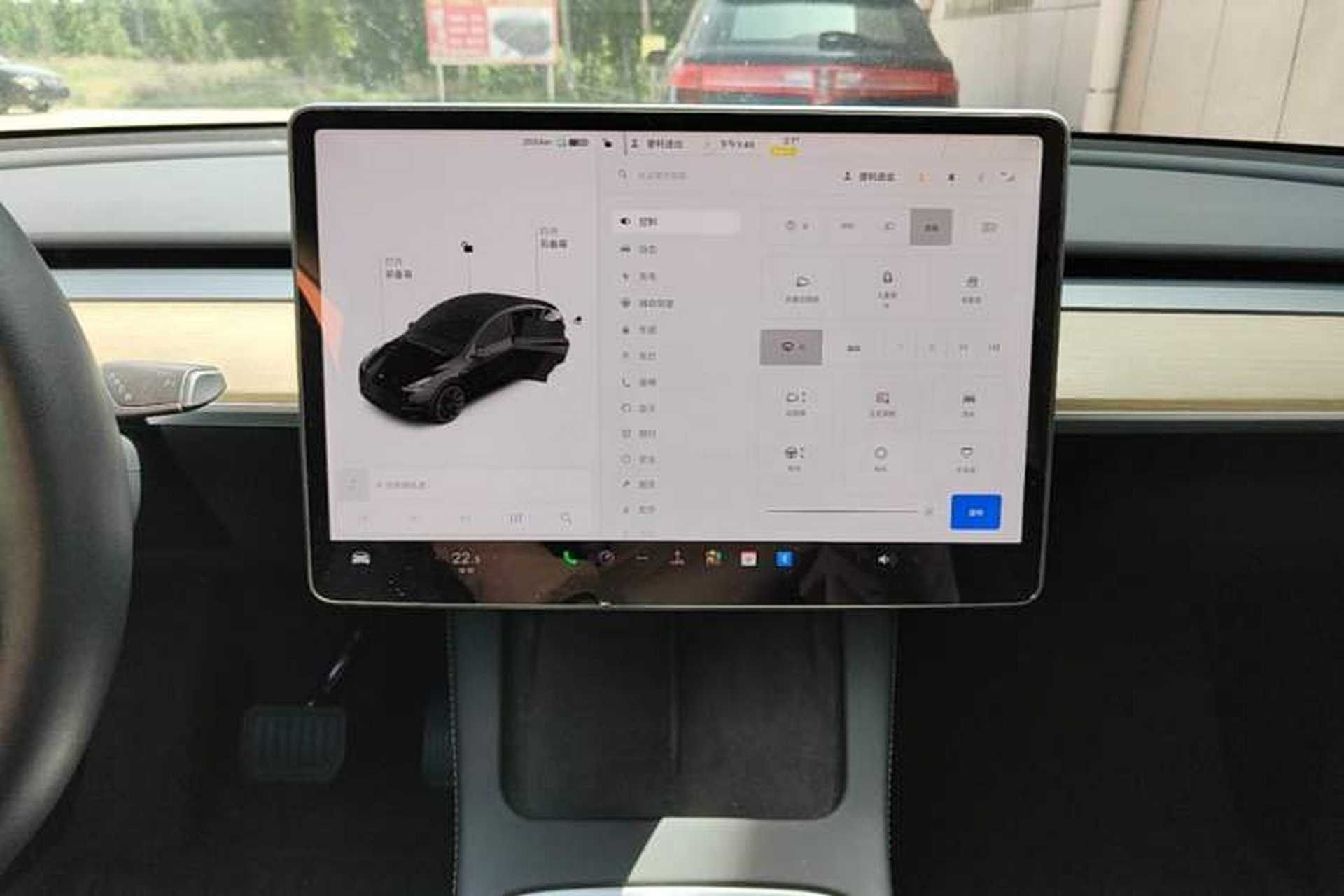 Used Tesla Model Y 2021 Standard Range Rear-Wheel Drive Version Audio And AC Panel