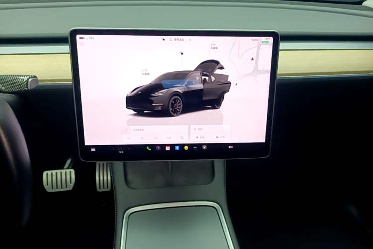 Used Tesla Model Y 2021 Performance High-Performance All-Wheel-Drive Version Audio And AC Panel