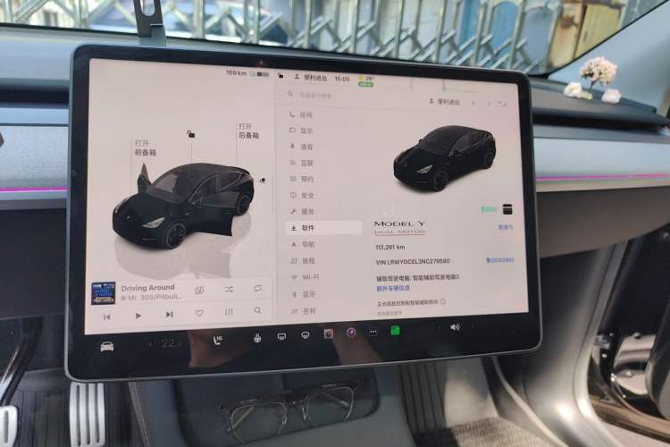 Used Tesla Model Y 2021 Performance High-Performance All-Wheel-Drive Version Audio And AC Panel