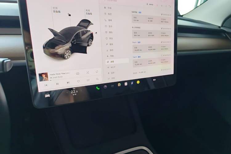 Used Tesla Model Y 2021 Standard Range Rear-Wheel Drive Version Audio And AC Panel