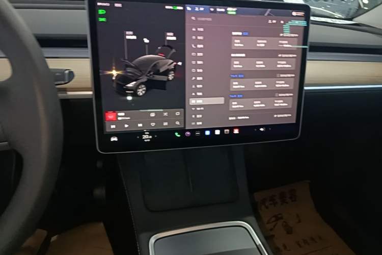 Used Tesla Model Y 2021 Standard Range Rear-Wheel Drive Version Audio And AC Panel